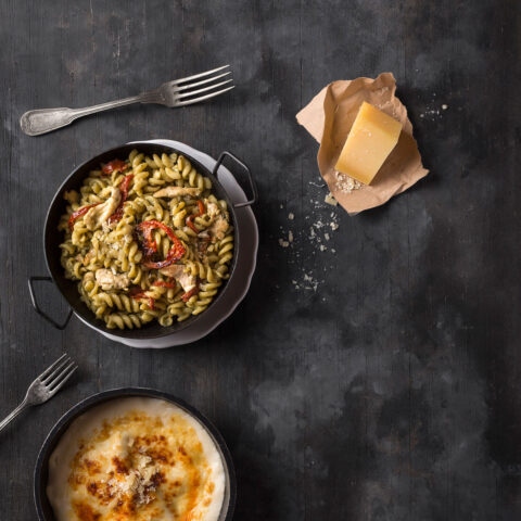 aidea pasta fusilli with chicken and dried tomatoes